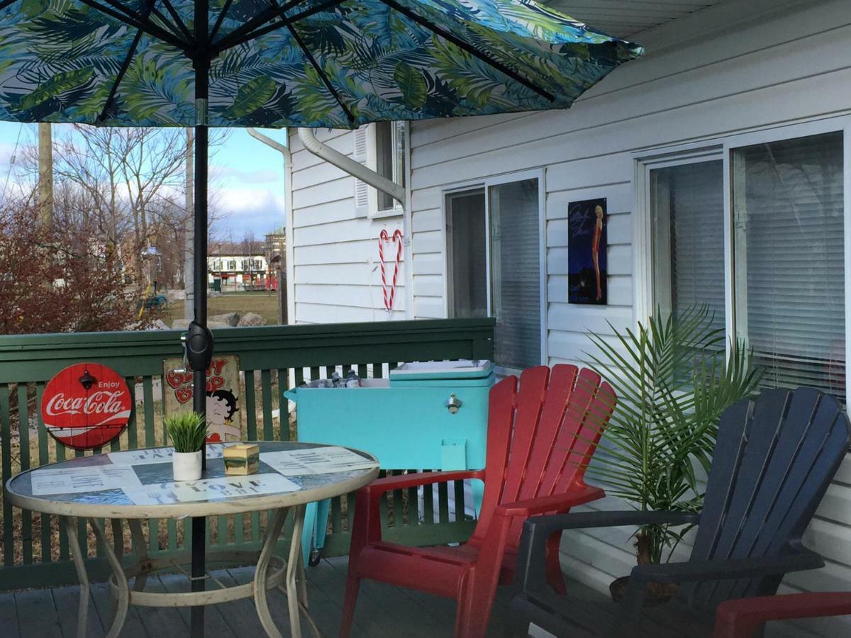 Holiday home Gracies Fallsview Getaway Niagara Falls